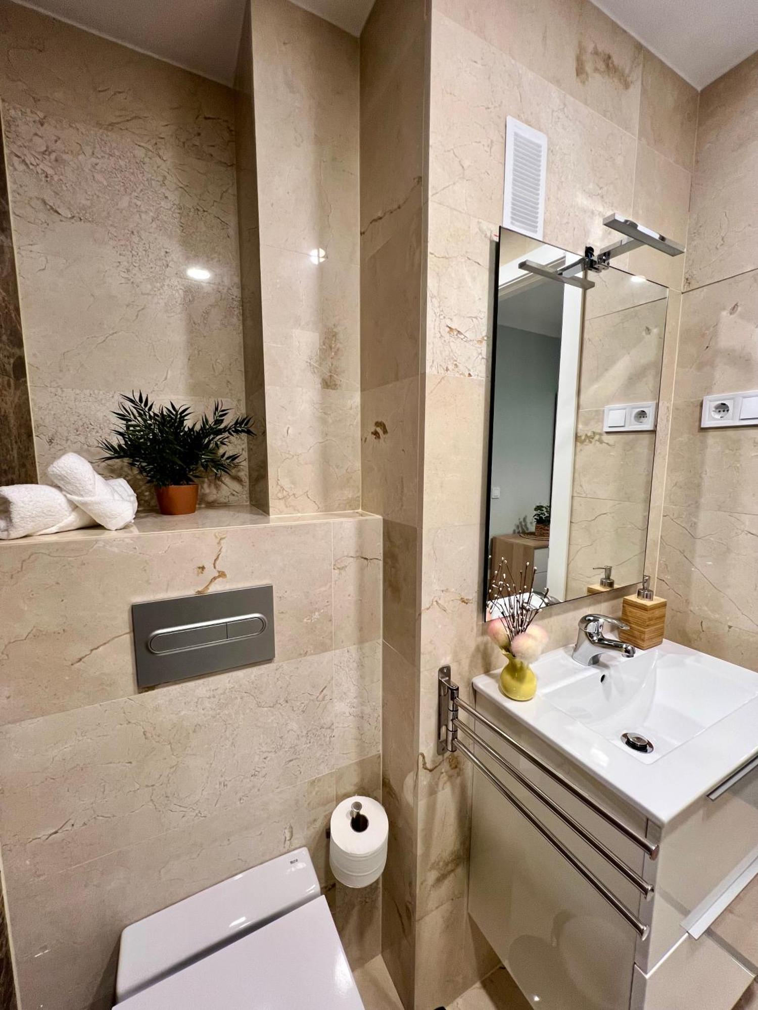 Apartamentos Prestige Suites Malaga IV Экстерьер фото