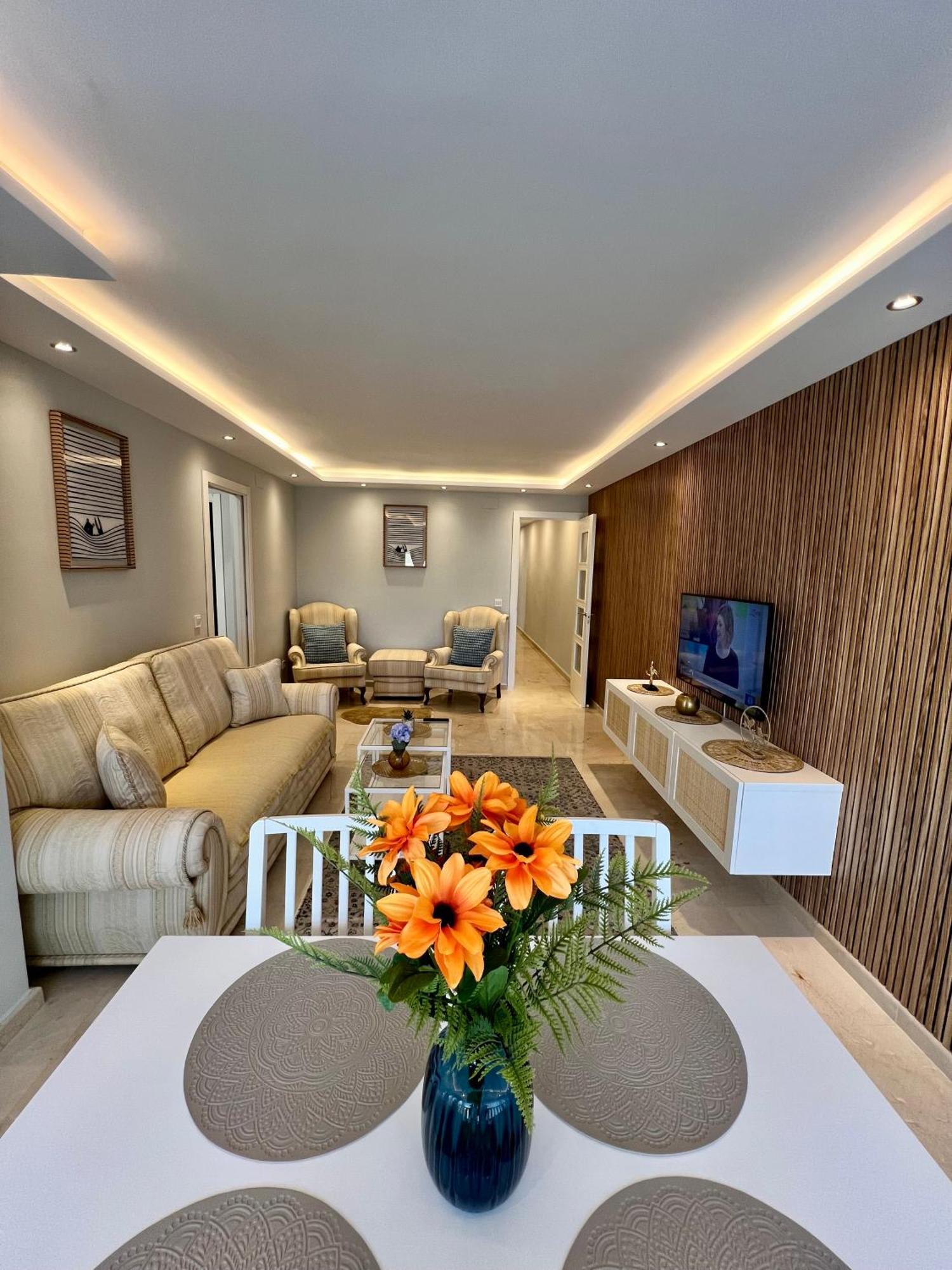 Apartamentos Prestige Suites Malaga IV Экстерьер фото