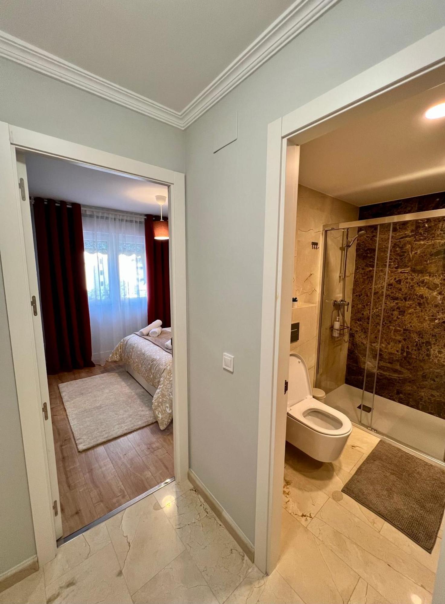 Apartamentos Prestige Suites Malaga IV Экстерьер фото