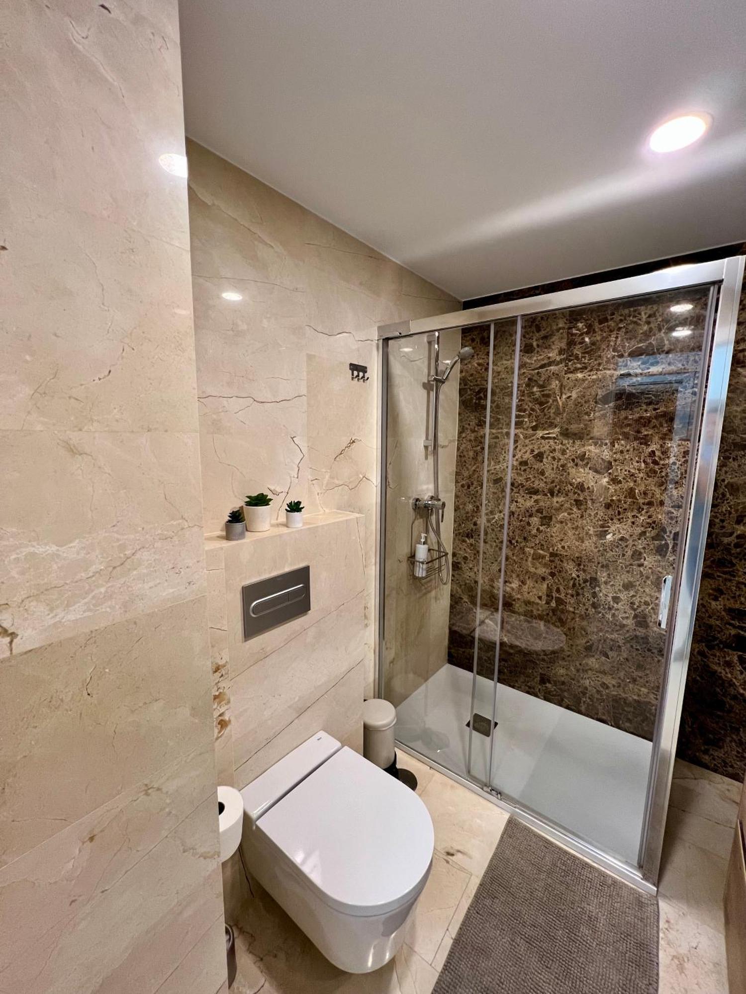 Apartamentos Prestige Suites Malaga IV Экстерьер фото