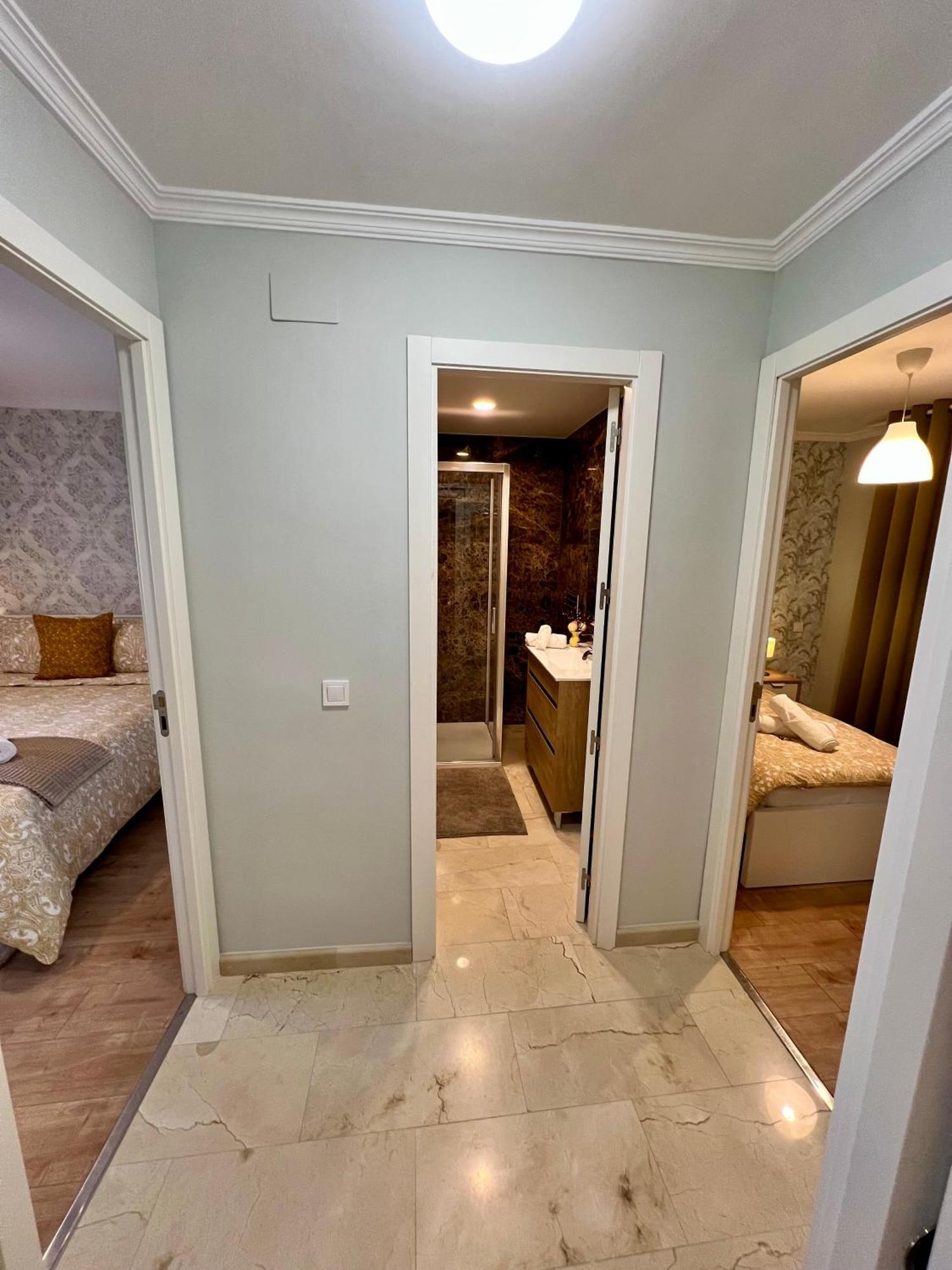Apartamentos Prestige Suites Malaga IV Экстерьер фото