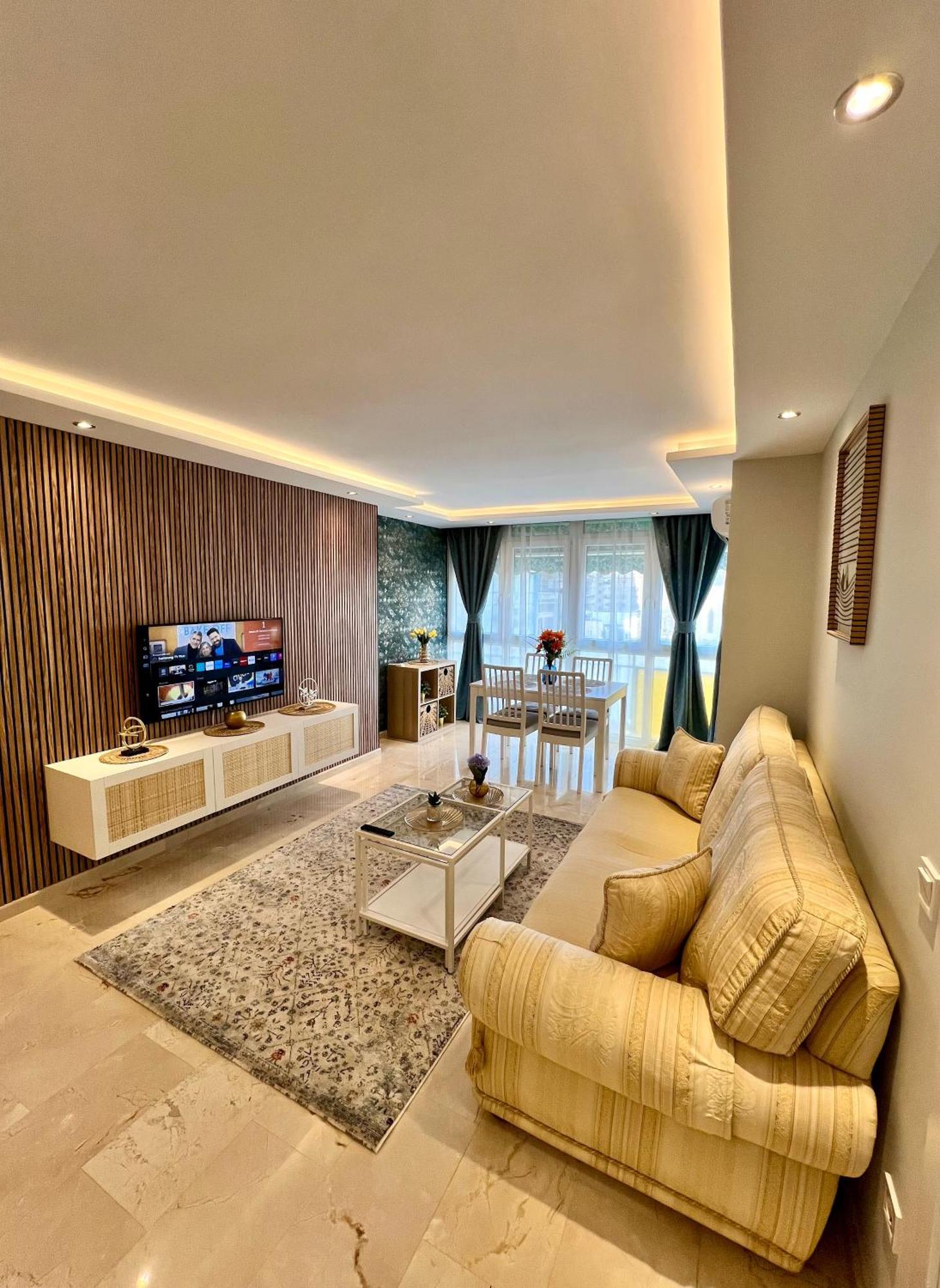Apartamentos Prestige Suites Malaga IV Экстерьер фото